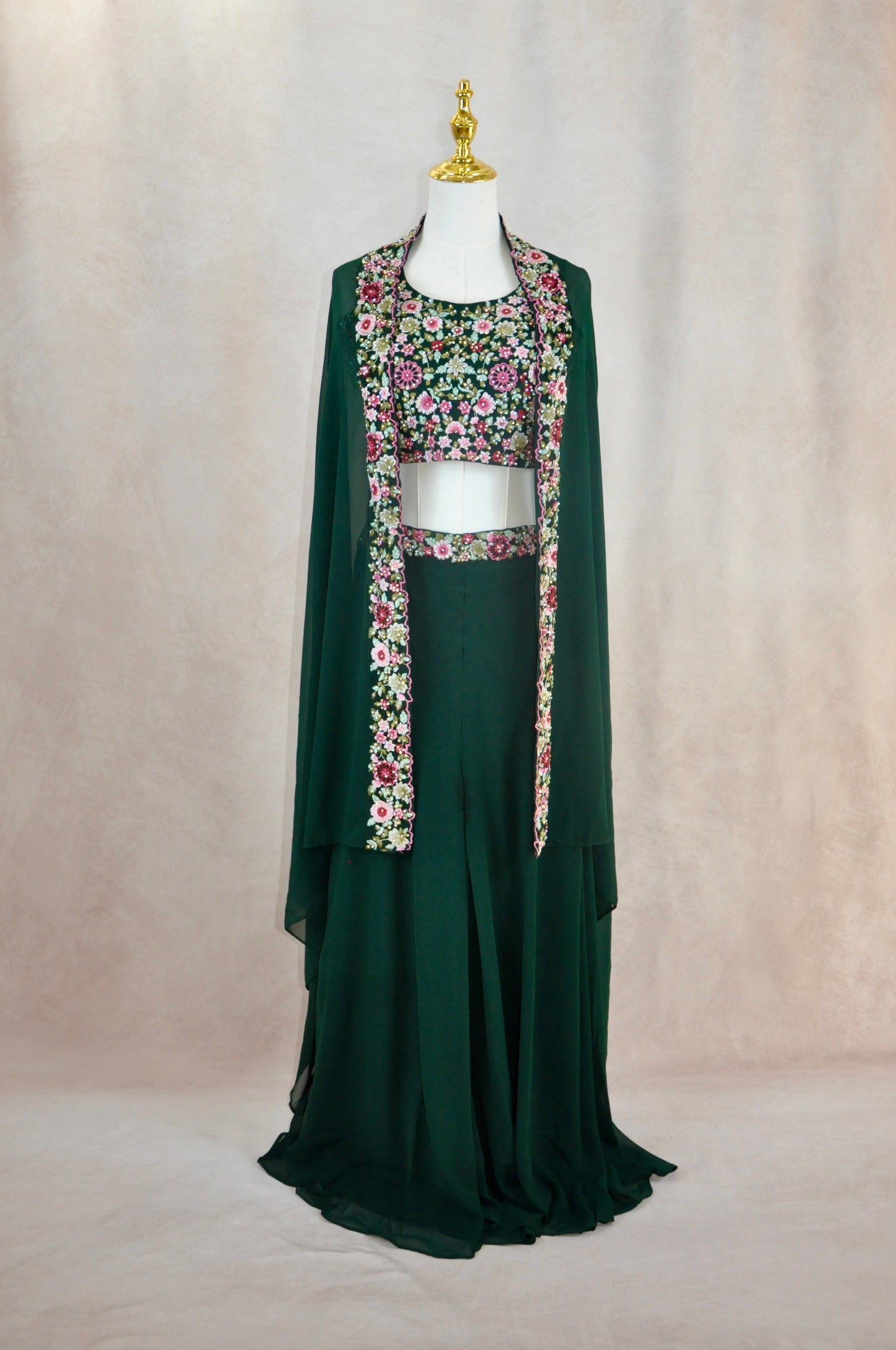 Green Embroidered Croptop With Pant And Jacket