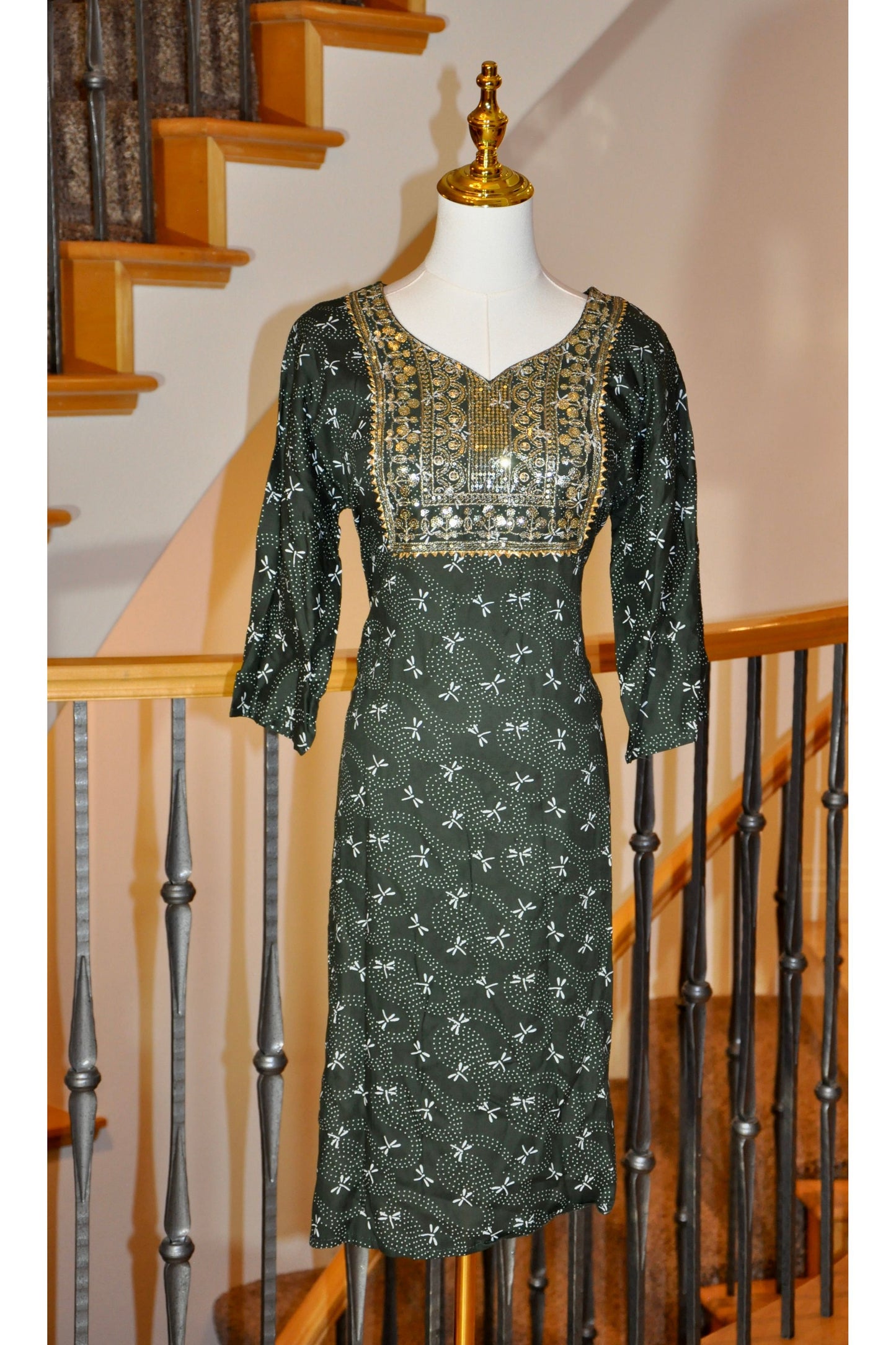 Green Kurti with Design Prints & Zari Embroidered Neckline