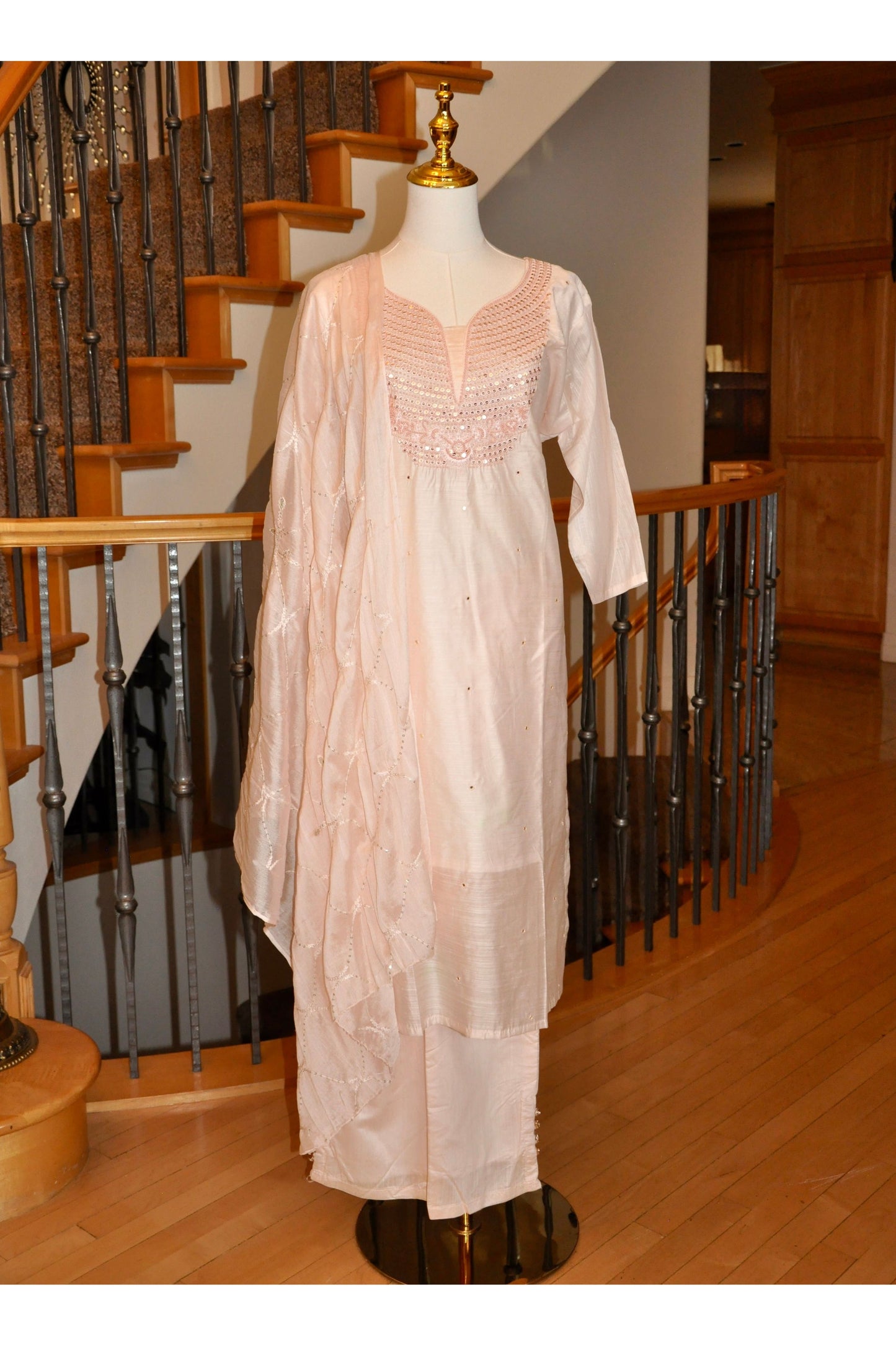 Light Pink Kurta Set with Elegant Embroidery & Flowy Silhouette