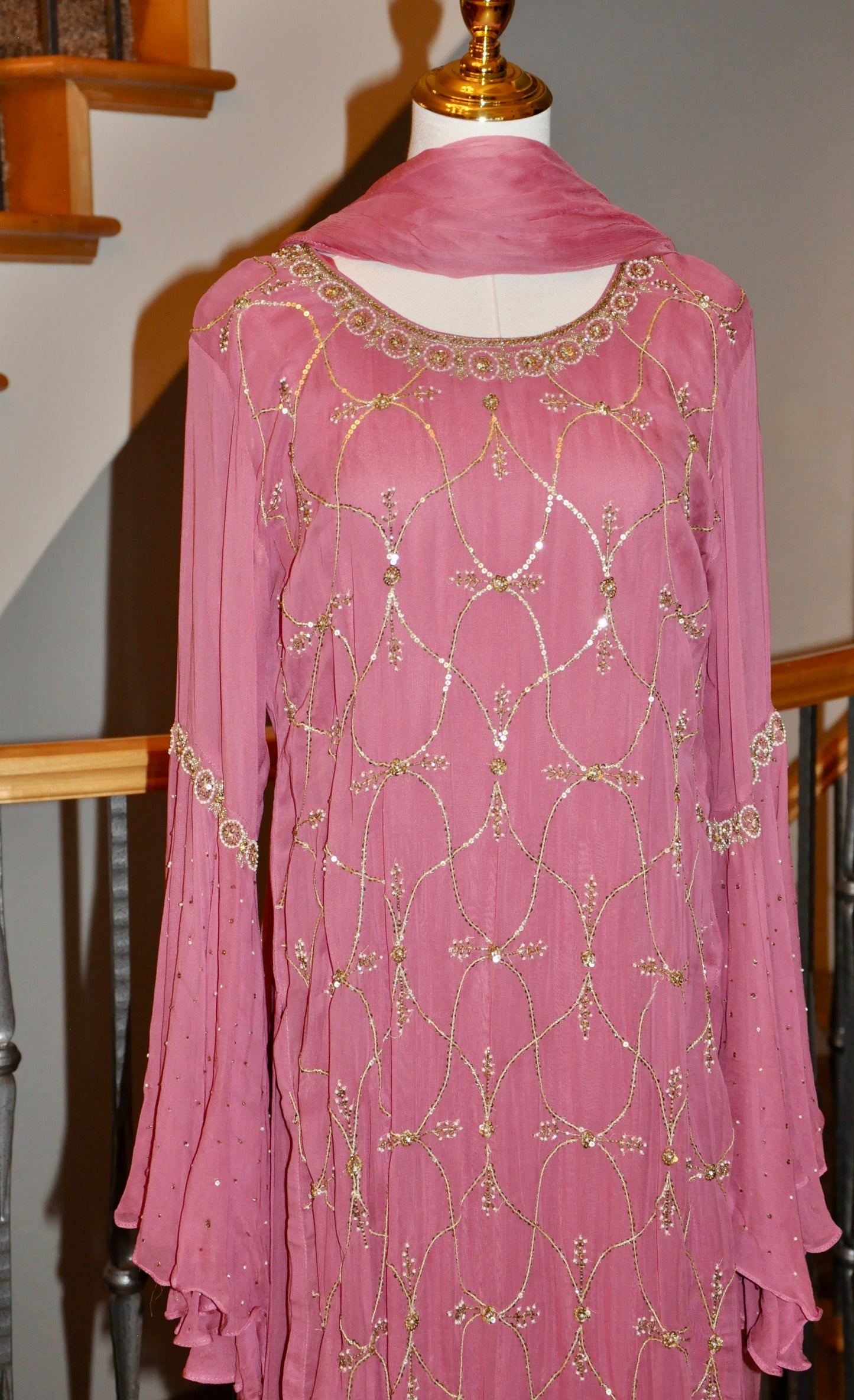 Dusty Pink Sequin Embroidery Layered Kurti Set