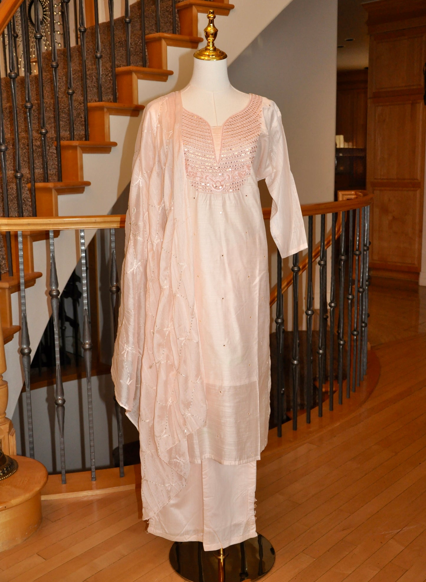 Light Pink Kurta Set with Elegant Embroidery & Flowy Silhouette